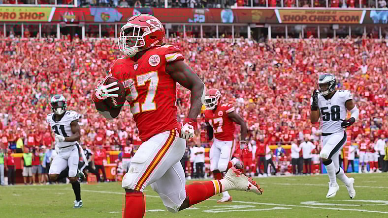 Kareem Hunt continues to dominate early in his NFL career.