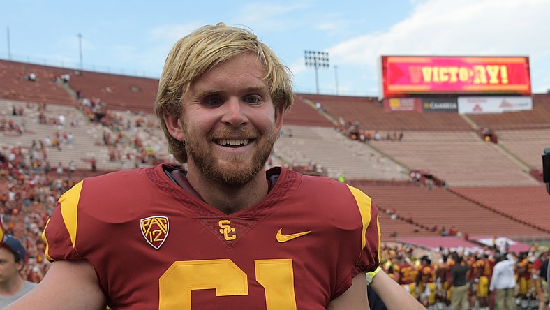 USC long-snapper Jake Olson