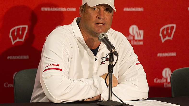 FAU head coach Lane Kiffin