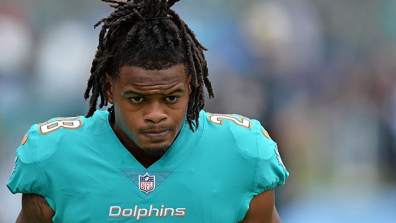 Dolphins defensive back Bobby McCain