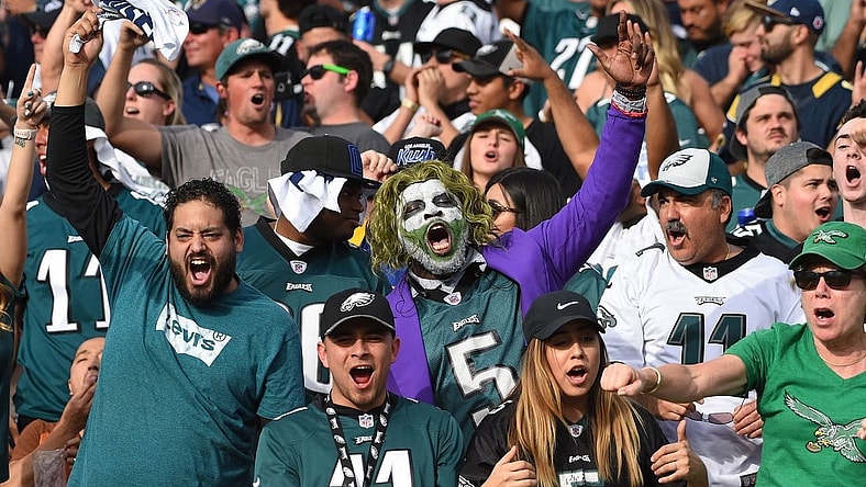 Eagles-fans-during-NFL-game-against-Rams