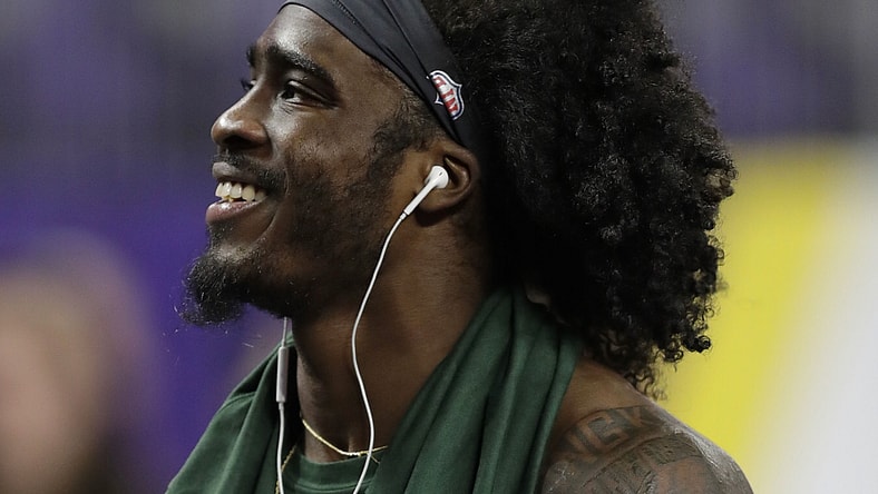 Packers release Tony Brown