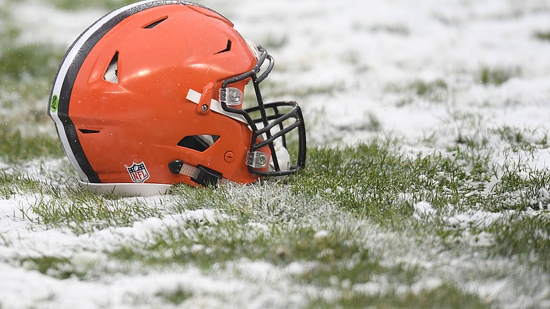 Cleveland Browns helmet during a game against the Chicago Bears