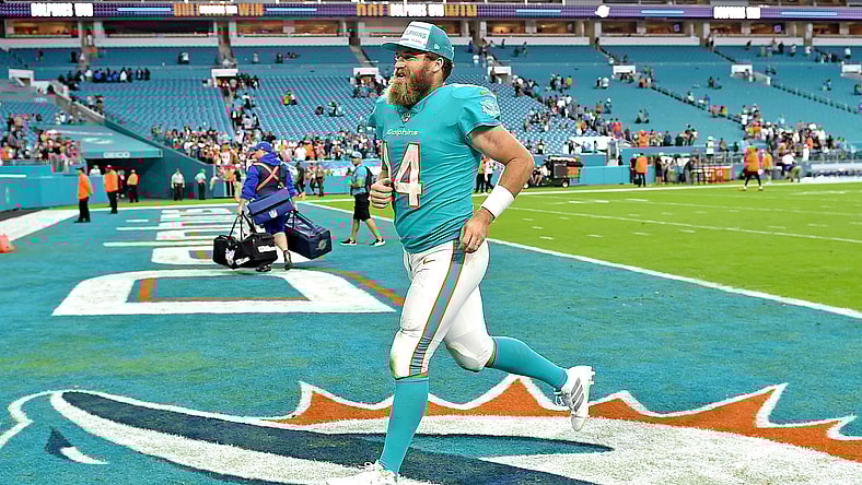 Miami Dolphins quarterback Ryan Fitzpatrick running