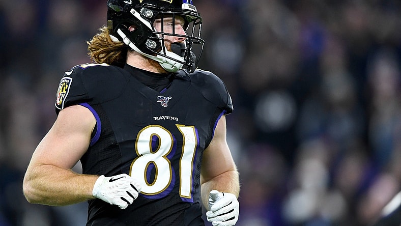 Hayden Hurst, Patriots, trade