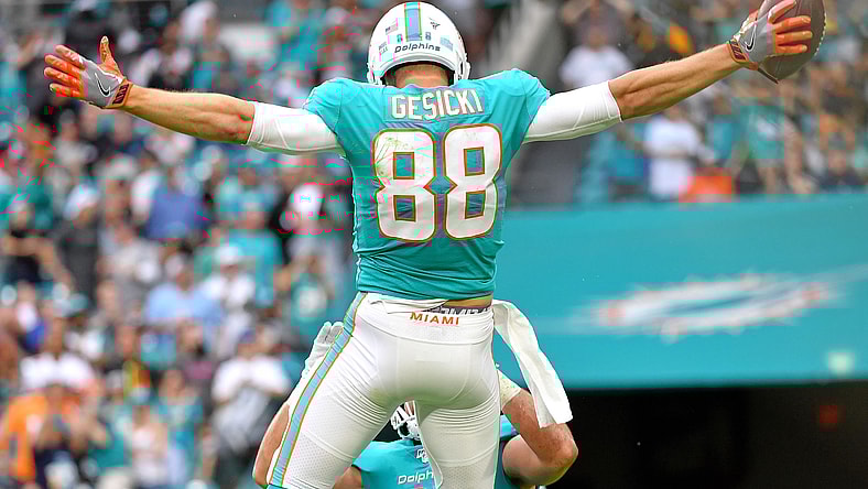 2022 NFL free agents: Mike Gesicki