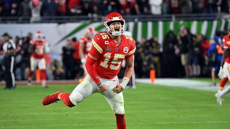 Patrick Mahomes celebrates touchdown