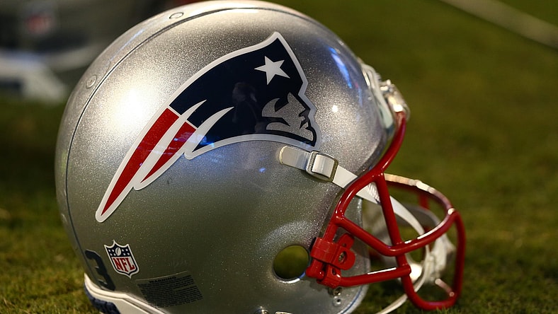 Patriots-helmet-during-game-against-Panthers