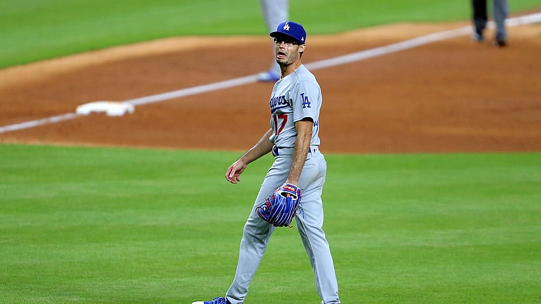 Dodgers' Joe Kelly mocks Astros during MLB game