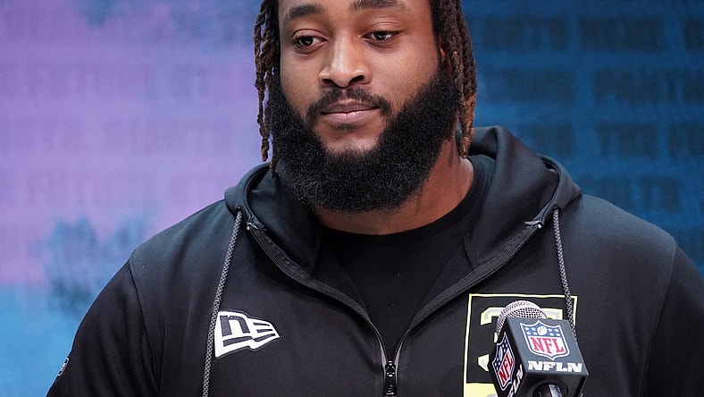 Kansas City Chiefs offensive tackle Lucas Niang