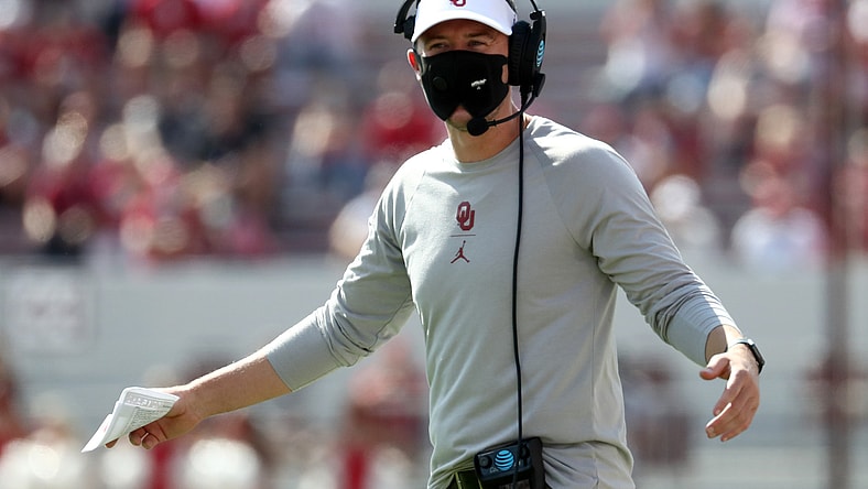NFL rumors: Eagles to hire Lincoln Riley?