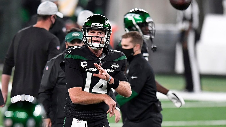 Jets' Sam Darnold during game against the Broncos