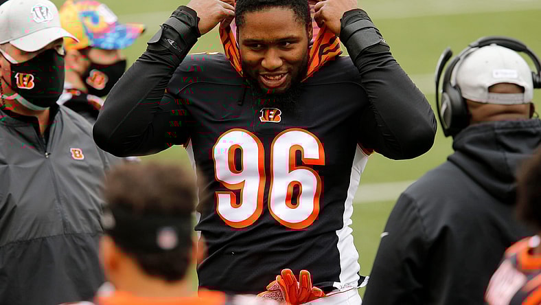 Bengals DE Carlos Dunlap during NFL Week 7 game against the Browns