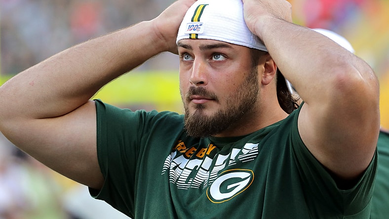 Packers news: David Bakhtiari suffers season-ending knee injury before Week 17