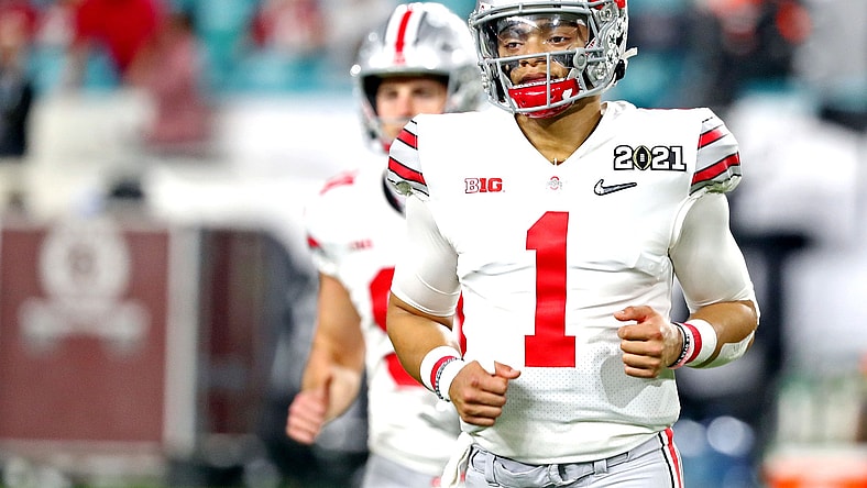 Patriots quarterback options: Justin Fields, 2021 NFL Draft