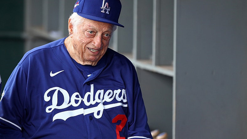 MLB world mourns the death of Dodgers Hall of Fame manager Tommy Lasorda