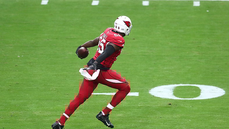 Tennessee Titans trade for Chandler Jones
