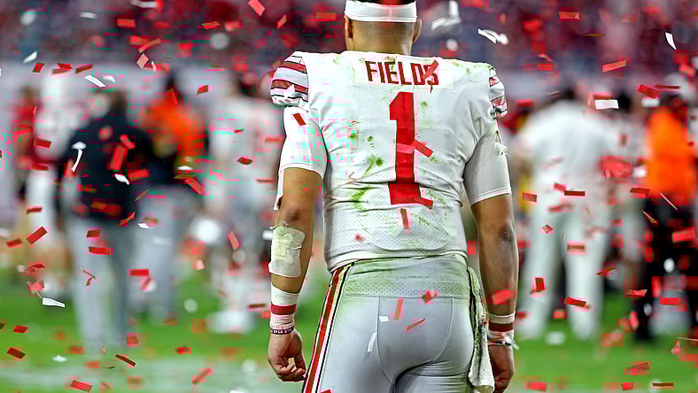 Chicago Bears trade up for Justin Fields