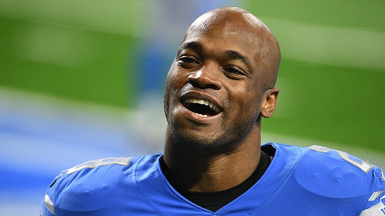 Adrian Peterson wants to play till age 40, break Emmitt Smith's NFL rushing record