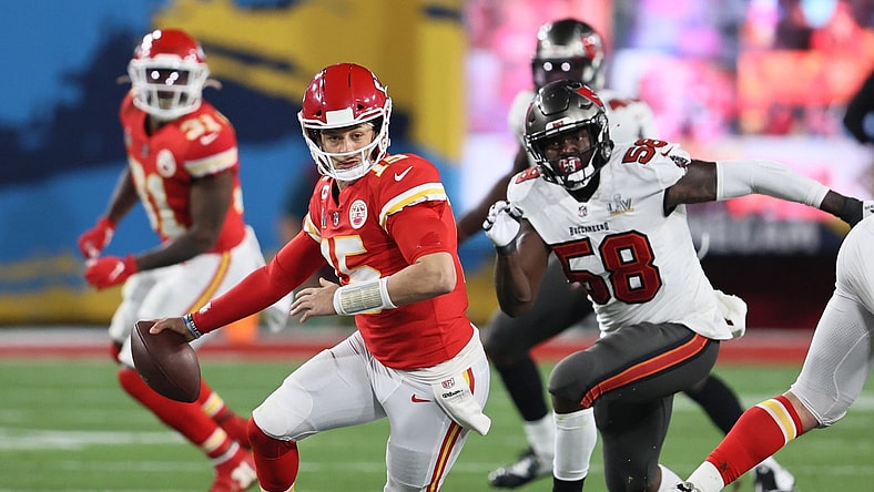 Kansas City Chiefs QB Patrick Mahomes to undergo surgery for turf toe injury