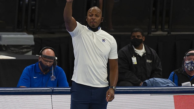 Dec 8, 2020; Memphis, Tennessee, USA; Memphis Tigers head coach Penny Hardaway. Mandatory Credit: Justin Ford-USA TODAY Sports