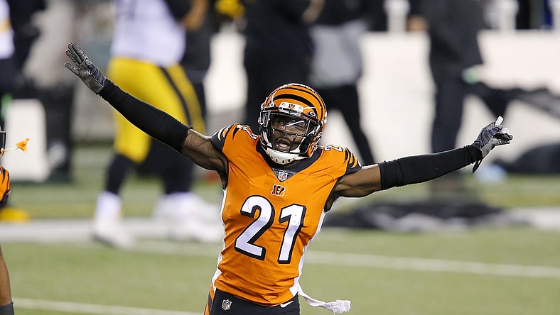 Dec 21, 2020; Cincinnati, Ohio, USA; Cincinnati Bengals cornerback Mackensie Alexander (21) and cornerback William Jackson (22) celebrate as the time winds down on the upset win over Pittsburgh Steelers at Paul Brown Stadium. Mandatory Credit: Joseph Maiorana-USA TODAY Sports