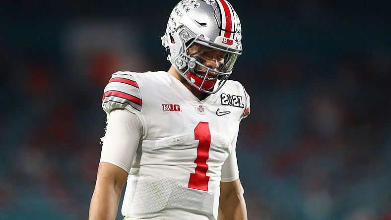 New England Patriots trade for Justin Fields