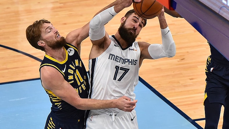NBA trades: Jonas Valančiūnas
