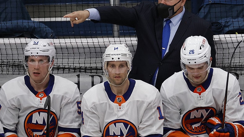 Apr 27, 2021; Washington, District of Columbia, USA; New York Islanders Head Coach Barry Trotz gestures from behind the bench against the Washington Capitals in the second period at Capital One Arena. Mandatory Credit: Geoff Burke-USA TODAY Sports