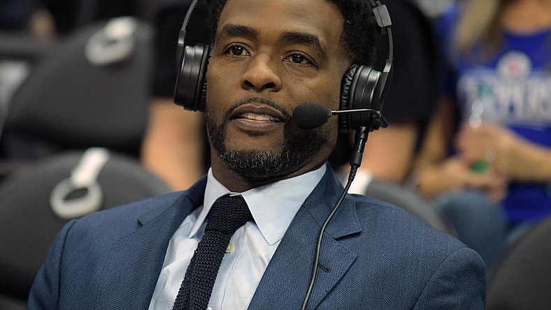 Jan 4, 2018; Los Angeles, CA, USA; TNT broadcasters Chris Webber reacts during an NBA basketball game between the Oklahoma City Thunder and the Los Angeles Clippers at Staples Center. The Thunder defeated the Clippers 127-117. Mandatory Credit: Kirby Lee-USA TODAY Sports