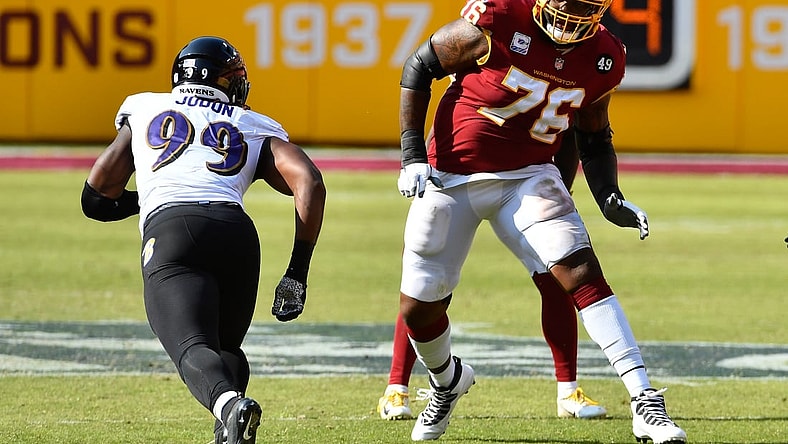 Arizona Cardinals trade for Morgan Moses