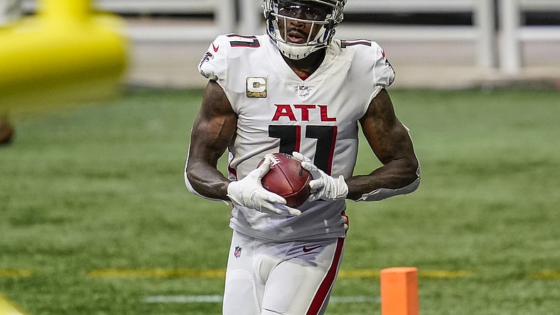 Nov 8, 2020; Atlanta, Georgia, USA; Atlanta Falcons wide receiver Julio Jones (11) catches a touchdown pass against the Denver Broncos  during the second half at Mercedes-Benz Stadium. Mandatory Credit: Dale Zanine-USA TODAY Sports