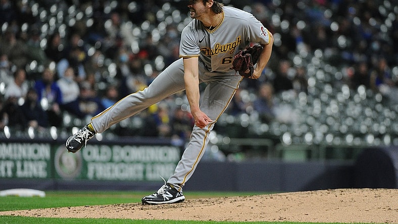 Apr 17, 2021; Milwaukee, Wisconsin, USA; Pittsburgh Pirates relief pitcher Sean Poppen (62) pitches in the fifth inning against the Milwaukee Brewers at American Family Field. Mandatory Credit: Michael McLoone-USA TODAY Sports