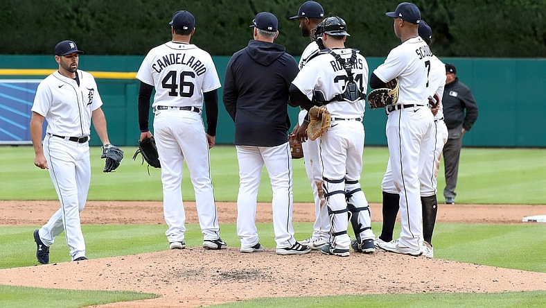 Detroit Tigers manager A.J. Hinch (14) brings in reliever Michael Fulmer (32) during fifth inning action against the Minnesota Twins Saturday, May 8, 2021 at Comerica Park in Detroit.

Tigers Minn2
