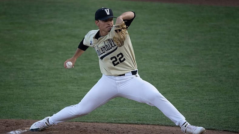 Vanderbilt pitcher Jack Leiter (22) throws a pitch against NC State in the fifth inning during game six in the NCAA Men   s College World Series at TD Ameritrade Park Monday, June 21, 2021 in Omaha, Neb.

Nas Vandy Nc State 032