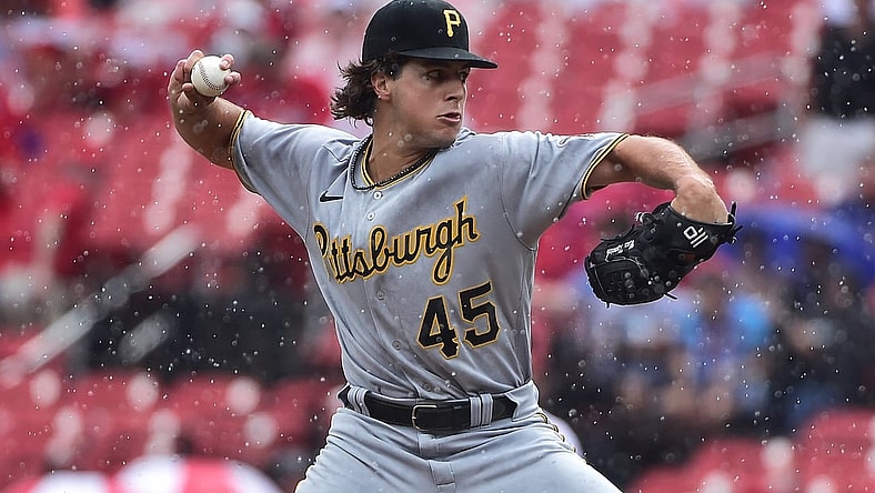Jun 27, 2021; St. Louis, Missouri, USA;  Pittsburgh Pirates starting pitcher Max Kranick (45) pitches during the first inning in his Major League debut against the St. Louis Cardinals at Busch Stadium. Mandatory Credit: Jeff Curry-USA TODAY Sports