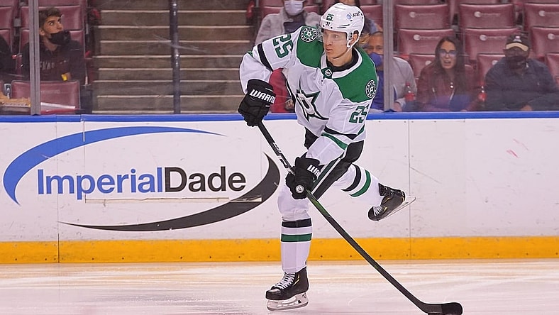 May 3, 2021; Sunrise, Florida, USA; Dallas Stars left wing Joel Kiviranta (25) passes the puck against the Florida Panthers during the first period at BB&T Center. Mandatory Credit: Jasen Vinlove-USA TODAY Sports