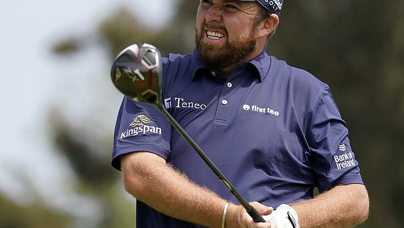 Jun 18, 2021; San Diego, California, USA; Shane Lowry plays his shot from the 15th tee during the second round of the U.S. Open golf tournament at Torrey Pines Golf Course. Mandatory Credit: Michael Madrid-USA TODAY Sports
