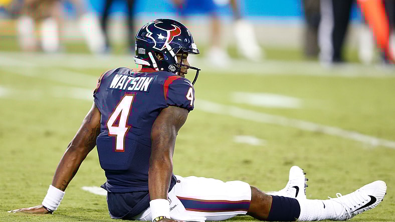 Carolina Panthers reportedly still considering Deshaun Watson trade