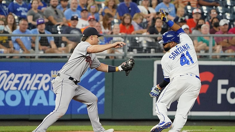 Aug 16, 2021; Kansas City, Missouri, USA; Houston Astros third baseman Aledmys Diaz (16) tags out Kansas City Royals first baseman Carlos Santana (41) in a rundown between second and third base in the fifth inning at Kauffman Stadium. Mandatory Credit: Denny Medley-USA TODAY Sports