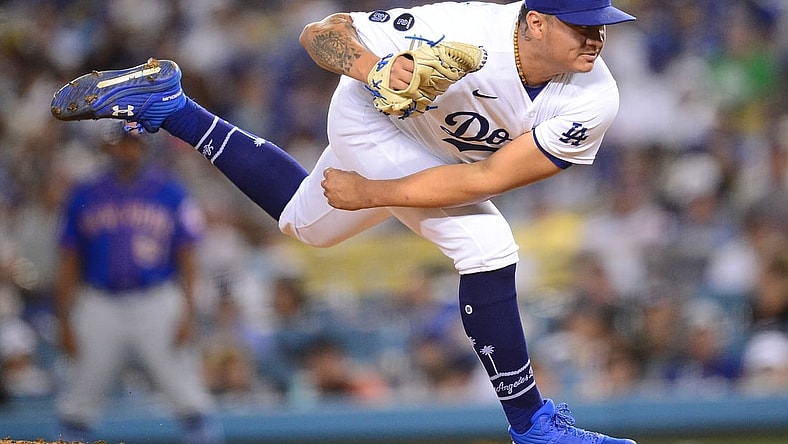 Aug 19, 2021; Los Angeles, California, USA; Los Angeles Dodgers relief pitcher Victor Gonzalez (81) throws against the New York Mets during the fifth inning at Dodger Stadium. Mandatory Credit: Gary A. Vasquez-USA TODAY Sports