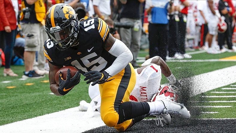 Iowa junior running back Tyler Goodson runs into the end zone for a touchdown in the first quarter against Indiana at Kinnick Stadium in Iowa City on Saturday, Sept. 4, 2021.

20210904 Iowavsindiana