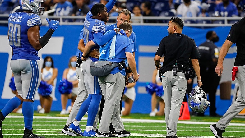 Lions cornerback Jeff Okudah walks off the field due to an injury during the second half of the 41-33 loss to the 49ers Sunday, Sept. 12, 2021.