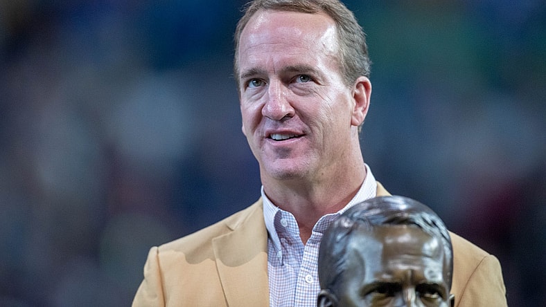 Peyton Manning Monday night football