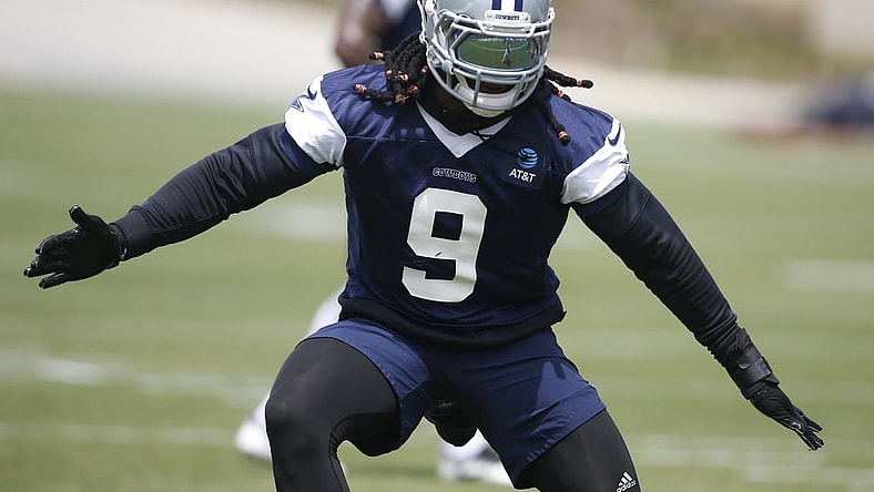 Jun 3, 2021; Frisco, TX, USA; Dallas Cowboys middle linebacker Jaylon Smith (9) goes through drills during voluntary Organized Team Activities at the Star Training Facility in Frisco, Texas. Mandatory Credit: Tim Heitman-USA TODAY Sports