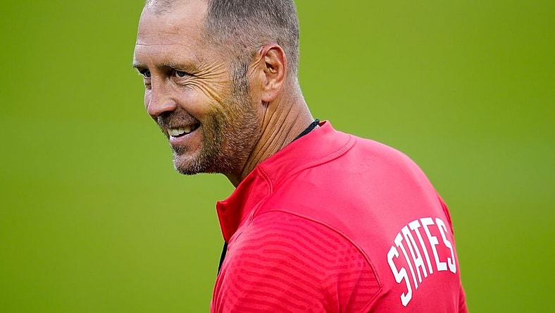 United States coach Gregg Berhalter works with his team during practice at Nissan Stadium in Nashville, Tenn., Saturday, Sept. 4, 2021.

Usmnt Prac 090421 An 002