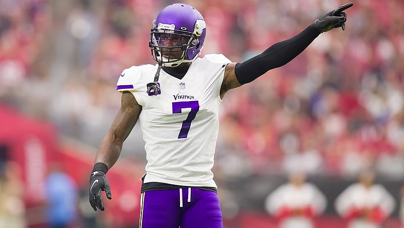 Sep 19, 2021; Glendale, Arizona, USA; Minnesota Vikings cornerback Patrick Peterson (7) motions in the first half against the Arizona Cardinals at State Farm Stadium. Mandatory Credit: Billy Hardiman-USA TODAY Sports