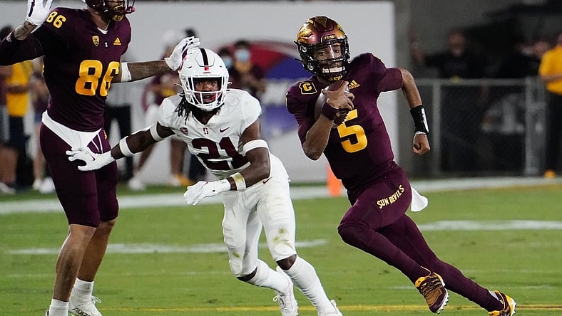 Oct 8, 2021; Tempe, Arizona State Sun Devils quarterback Jayden Daniels (5) runs for a touchdown against Stanford during PAC-12 action at Sun Devil Stadium. Mandatory Credit: Rob Schumacher-Arizona Republic

Ncaa Football Stanford At Arizona State