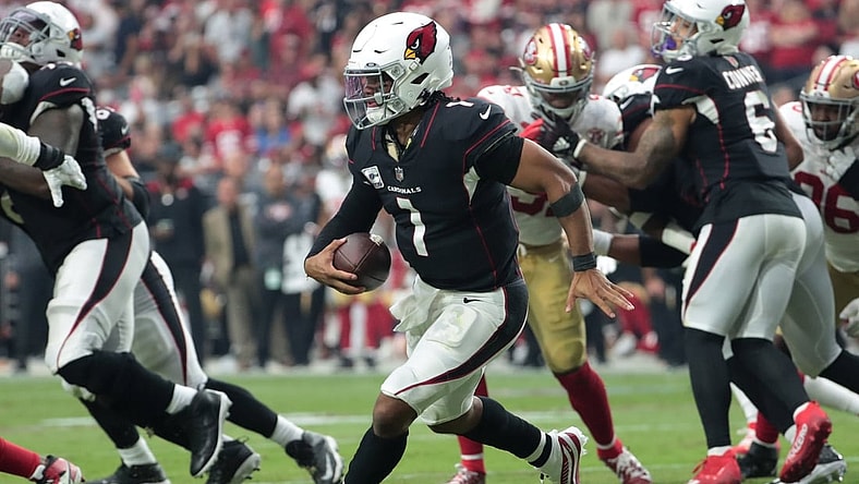 Oct 10, 2021; Glendale, Arizona, USA; Arizona Cardinals quarterback Kyler Murray (1) scrambles away from pressure against the San Francisco 49ers during the third quarter at State Farm Stadium. Mandatory Credit: Michael Chow-USA TODAY Sports