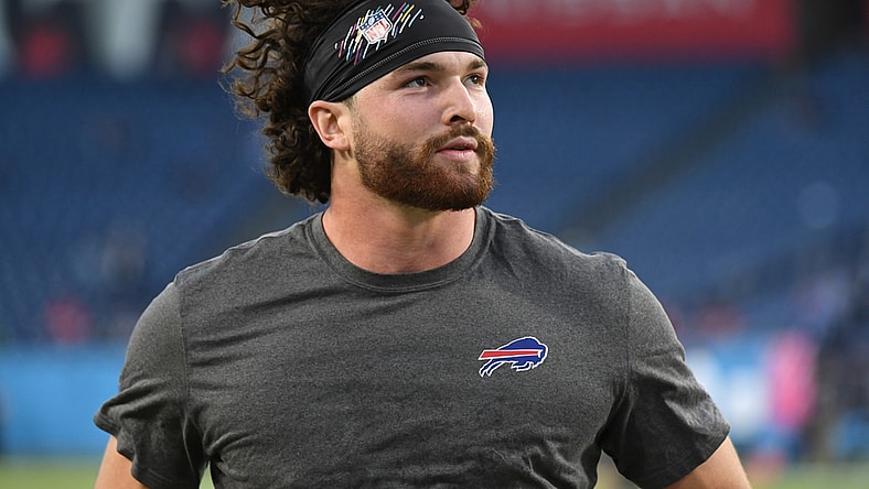 Oct 18, 2021; Nashville, Tennessee, USA; Buffalo Bills tight end Dawson Knox (88) leaves the field after warmups before the game against the Tennessee Titans at Nissan Stadium. Mandatory Credit: Christopher Hanewinckel-USA TODAY Sports
